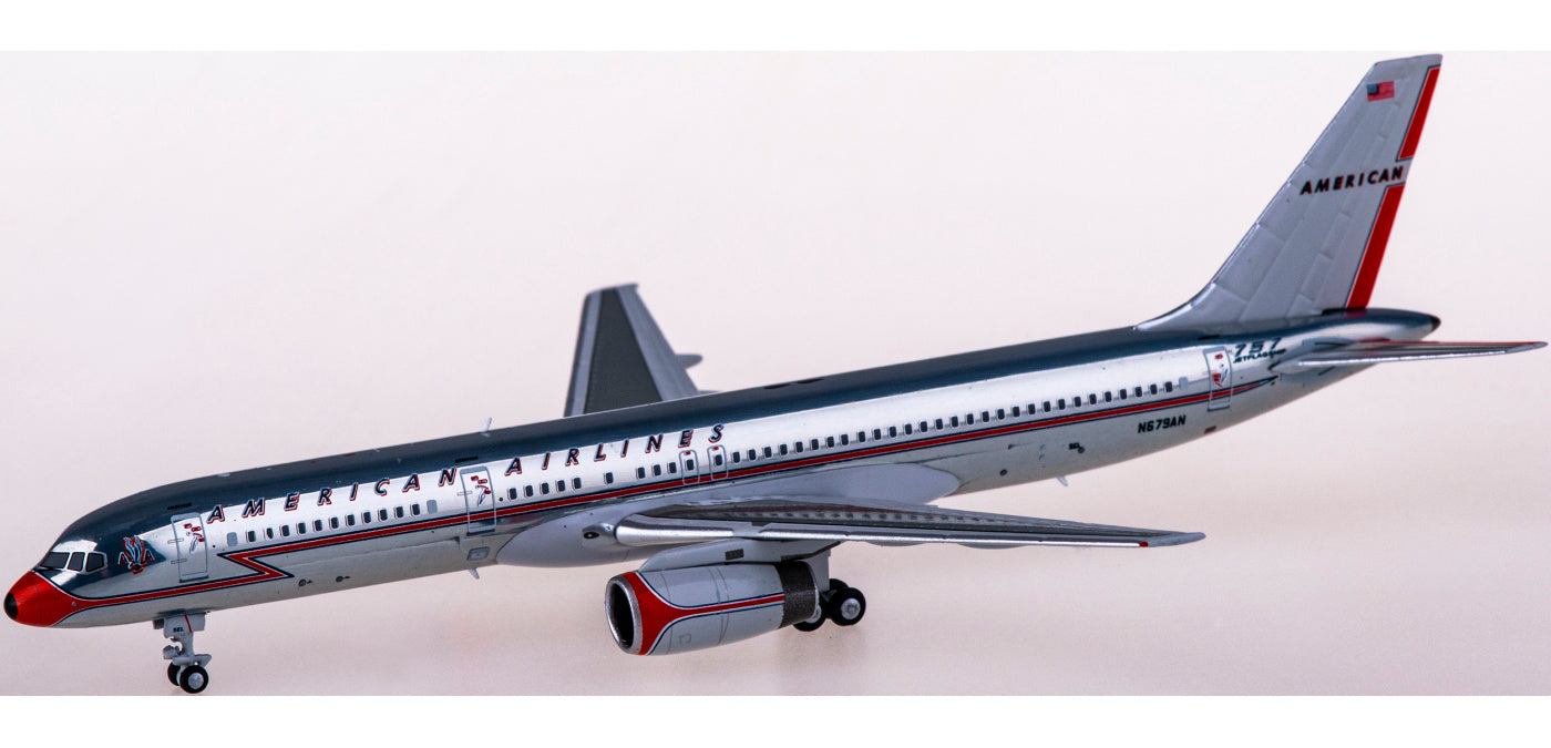 1:400 NG Models NG53175 American Airlines Boeing 757-200 N679AN+Free Tractor