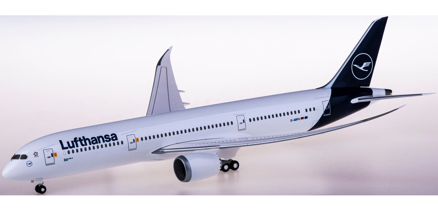 1:200 Hongan Wings LW200DLH021 Lufthansa Airlines Boeing 787-9 D-ABPA