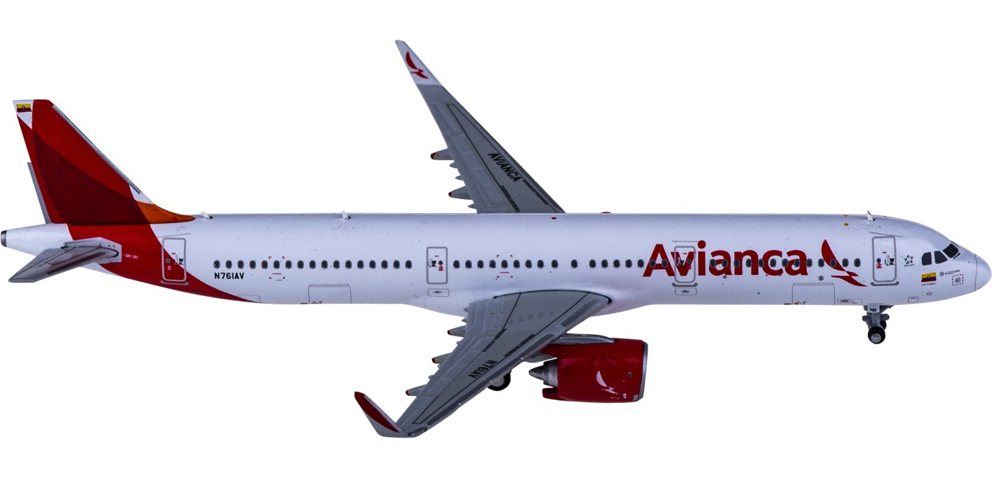 1:400 Geminijets GJAVA2006 Avianca Airbus A321neo N761AV+Free Tractor