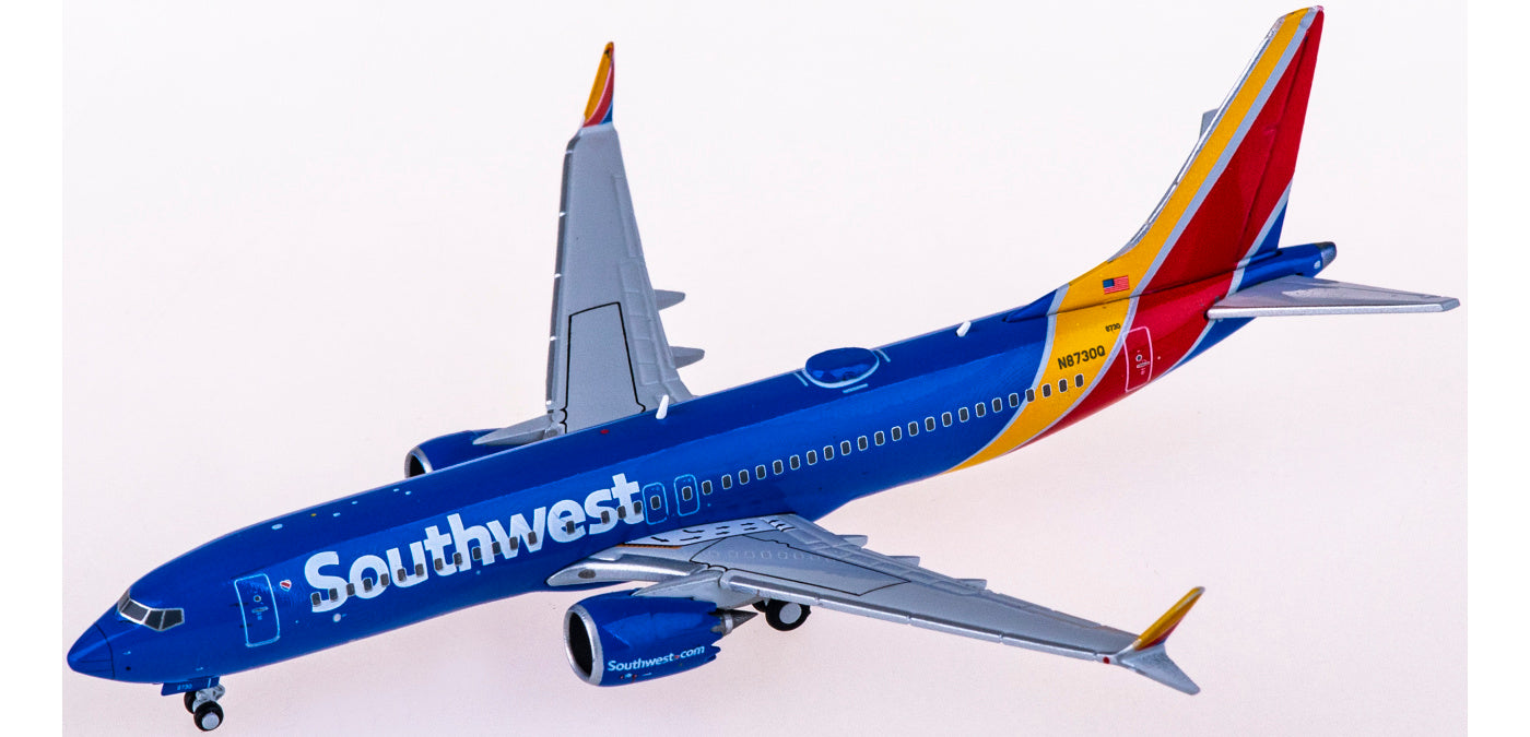 1:400 Geminijets GJSWA2017 Southwest Airlines Boeing 737 MAX 8 N8730Q+Free Tractor