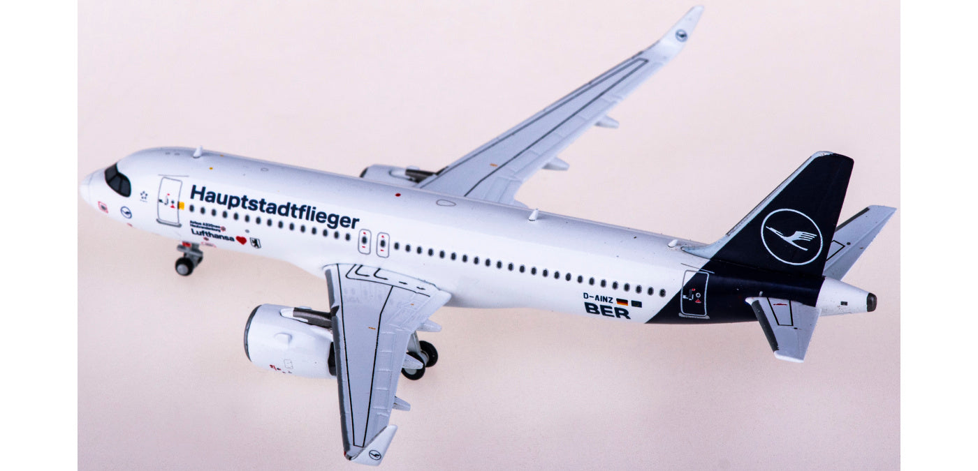 1:400 JC Wings EW432N004 Lufthansa Airlines Airbus A320neo D-AINZ+Free Tractor