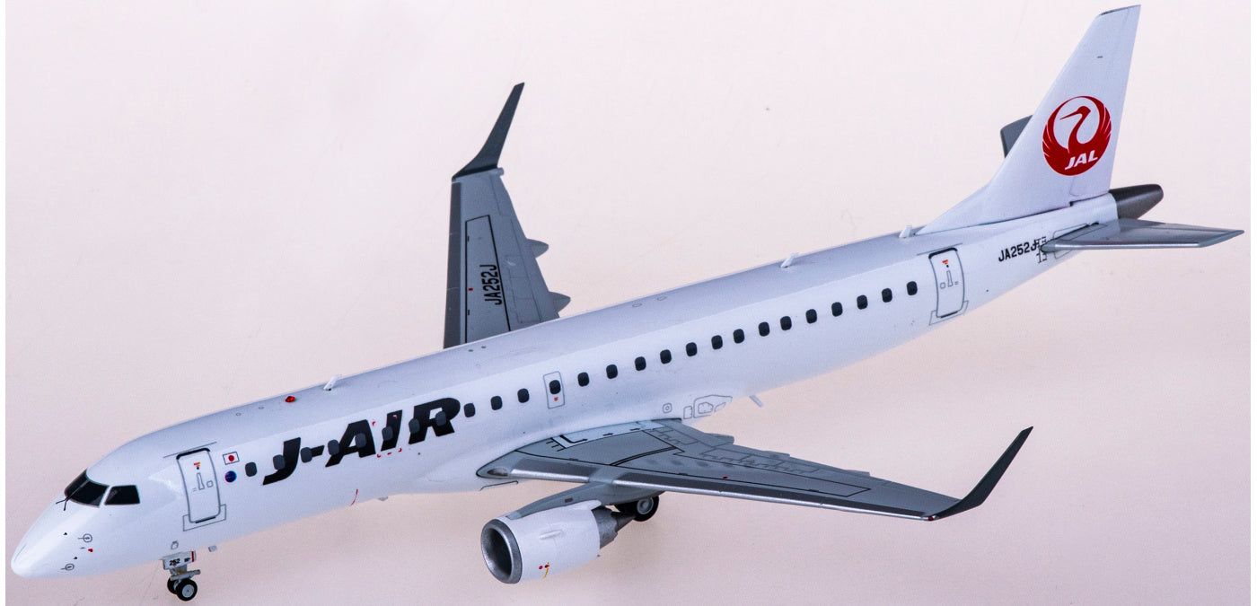 1:200 JC Wings EW2190003 J-Air Embraer ERJ-190-100STD JA252J