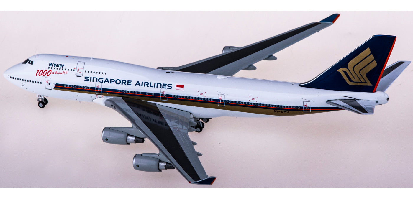 1:400 JC Wings EW4744004 Singapore Airlines Boeing 747-400 9V-SMU Aircraft Model+Free Tractor
