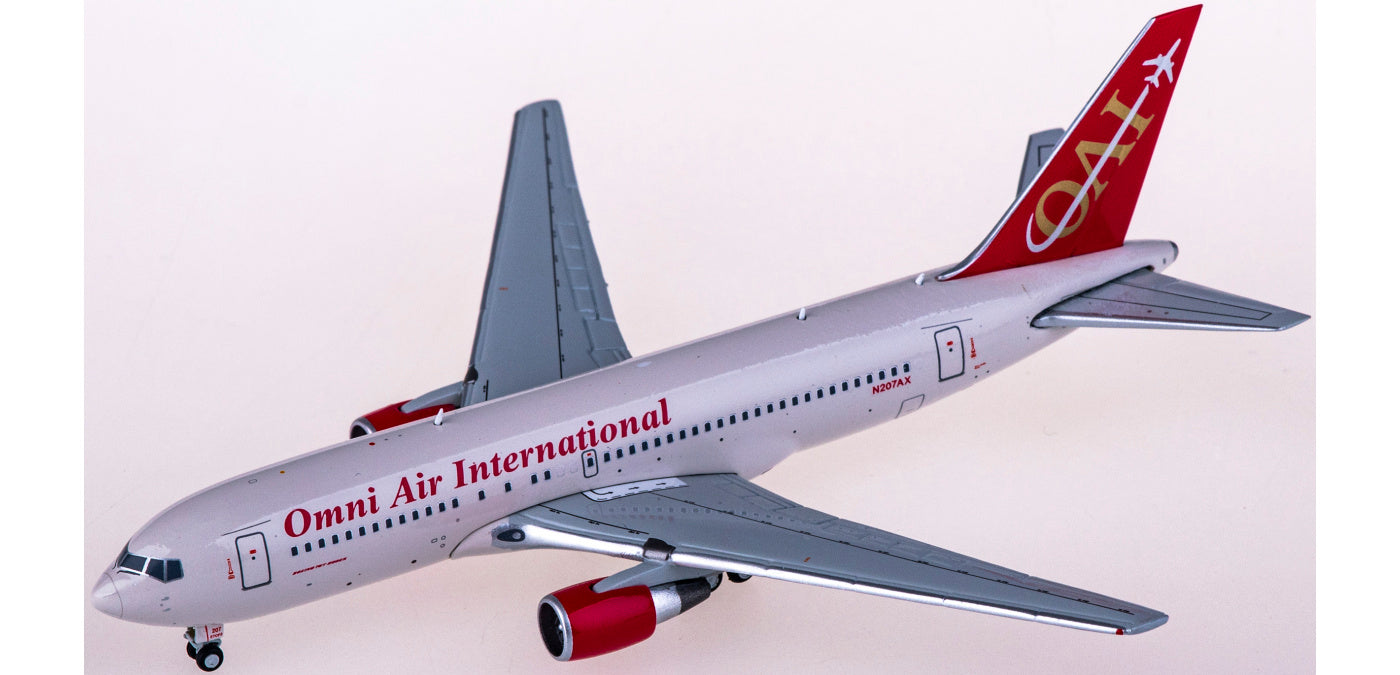 1:400 JC Wings XX4226 Omni Air International Boeing 767-200ER N207AX+Free Tractor
