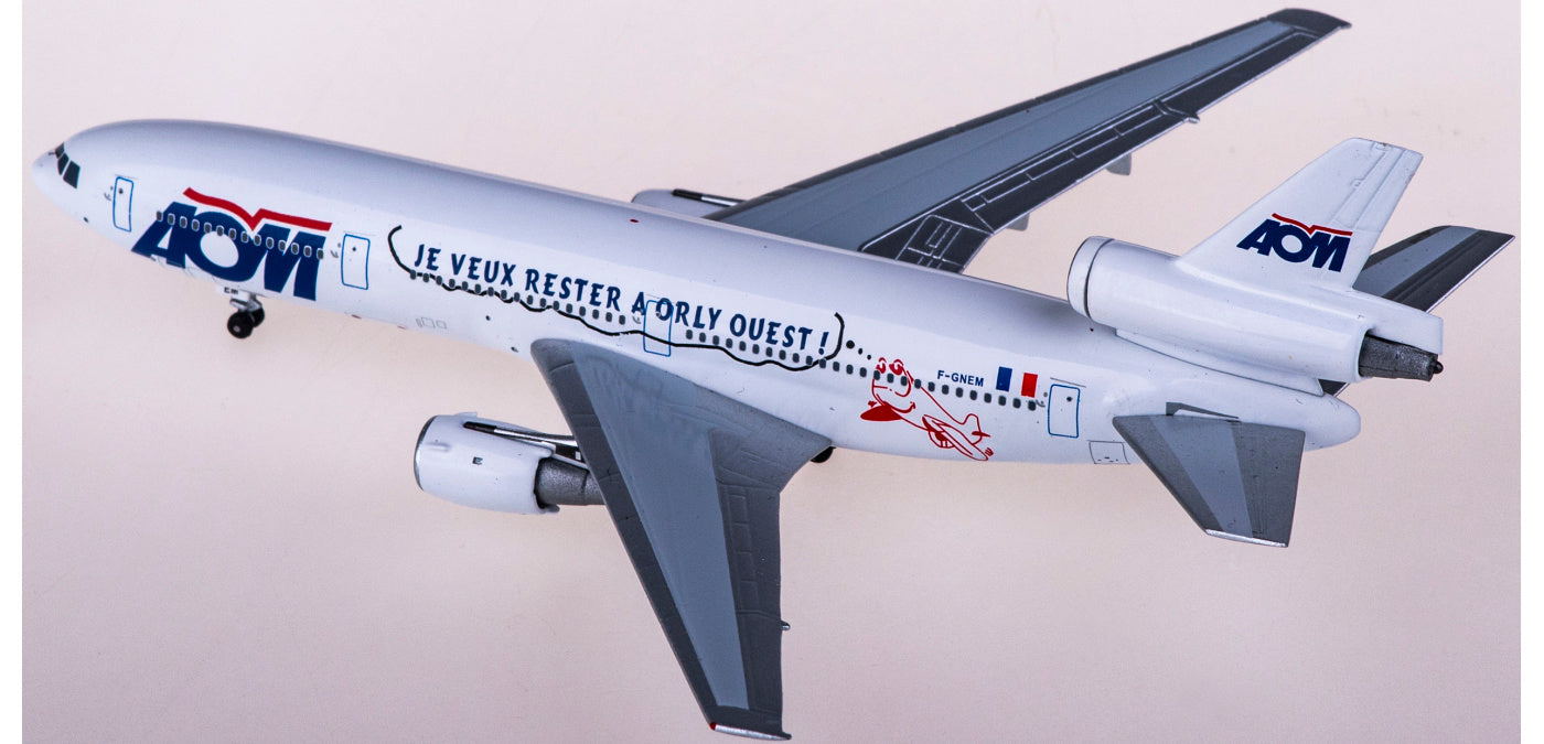 1:400 AeroClassics AC411034 AOM French Airlines McDonnell Douglas DC-10-30 F-GNEM Orly Quest Aircraft Model+Free Tractor
