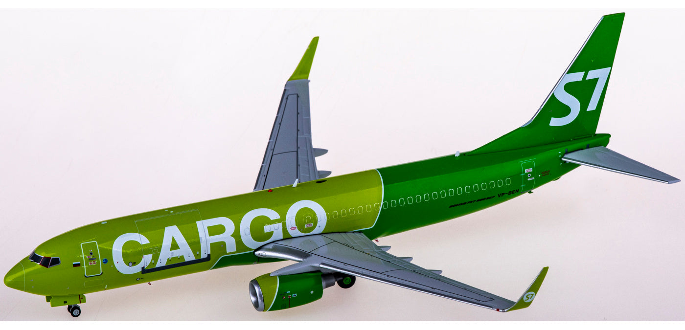 1:200 JC Wings LH2302 S7 Airlines Boeing 737-800BCF VP-BEN