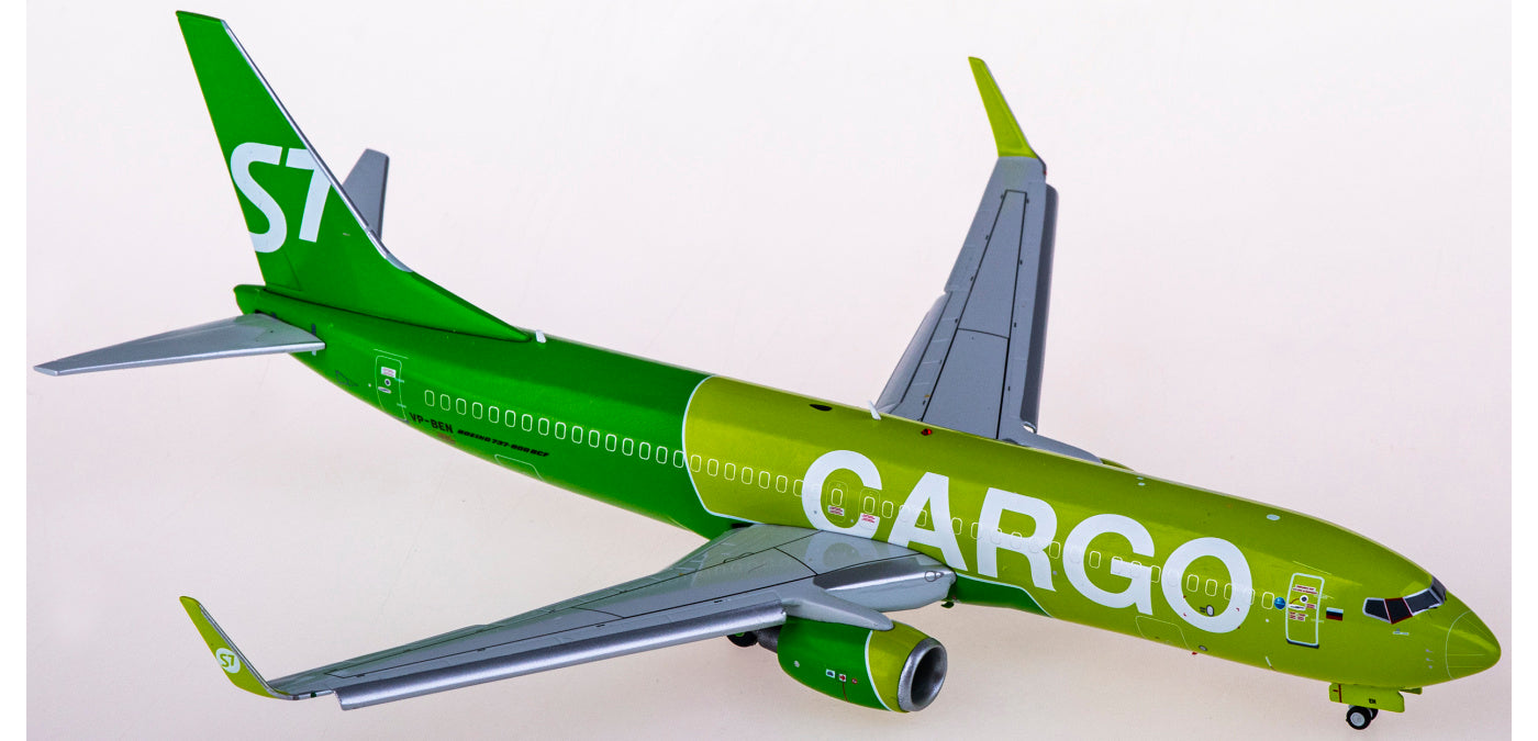 1:200 JC Wings LH2302A S7 Airlines Cargo Boeing 737-800BCF VP-BEN