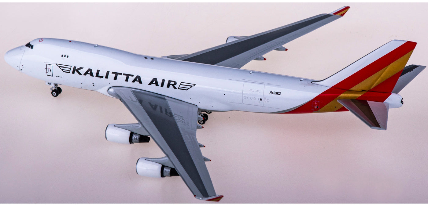 1:400 Phoenix PH04424 Kalitta Air Boeing 747-400 N403KZ+Free Tractor