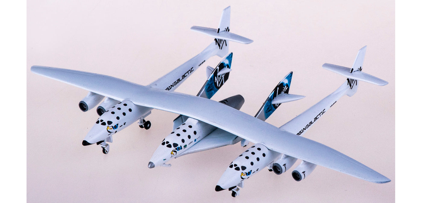 1:400 JC Wings VG4002 Virgin Galactic N348MS (New Livery) With Stand+Free Tractor