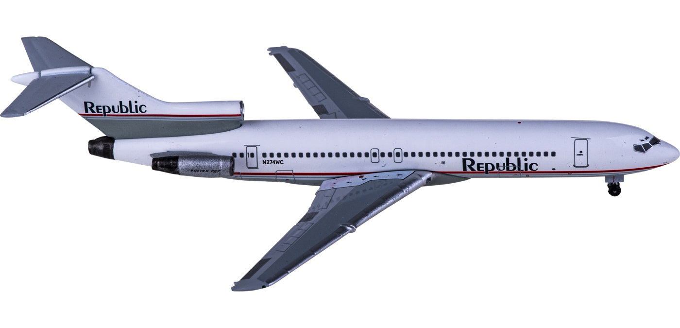 1:400 AeroClassics AC411052 Republic Boeing 727-200 N274WC Aircraft Model+Free Tractor