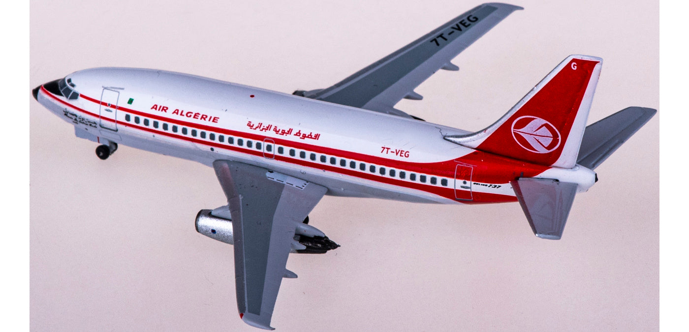 1:400 AeroClassics AC411055 Air Algérie Boeing 737-200 7T-VEG Aircraft Model+Free Tractor