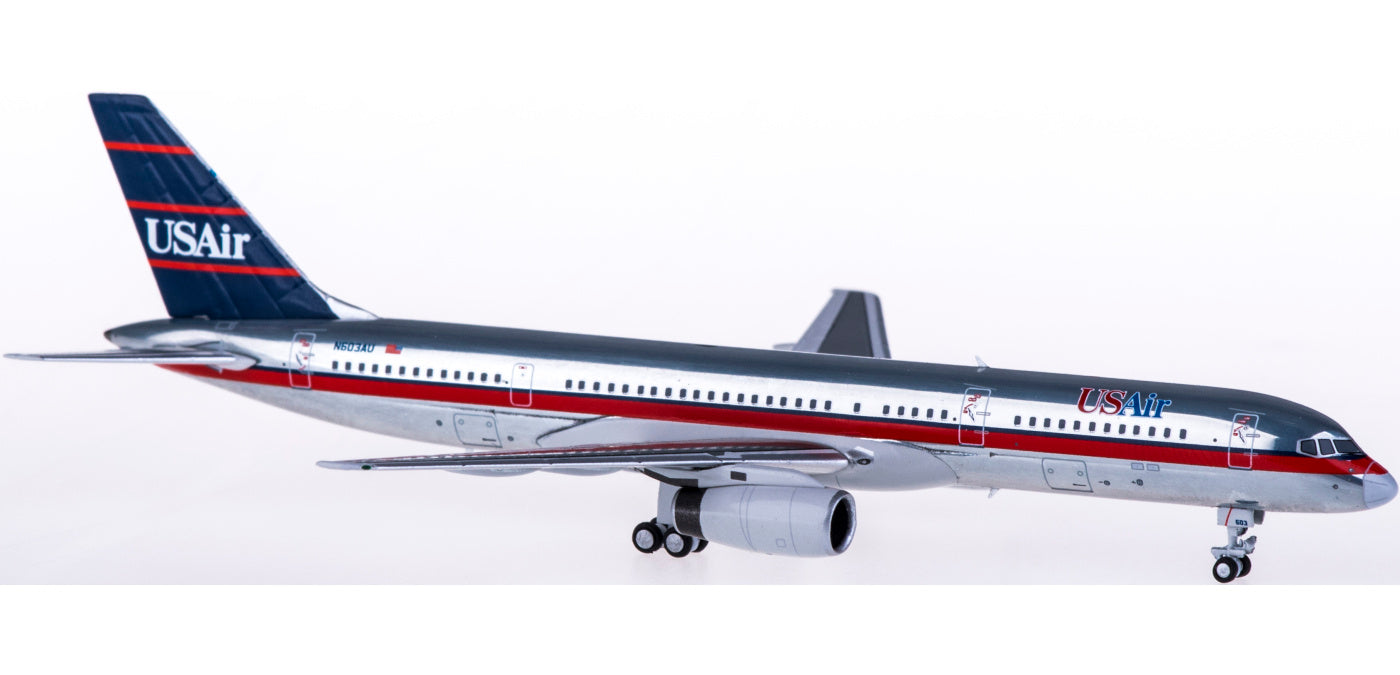 1:400 NG Models NG53097 USAir Boeing 757-200 N603AU+Freee Tractor