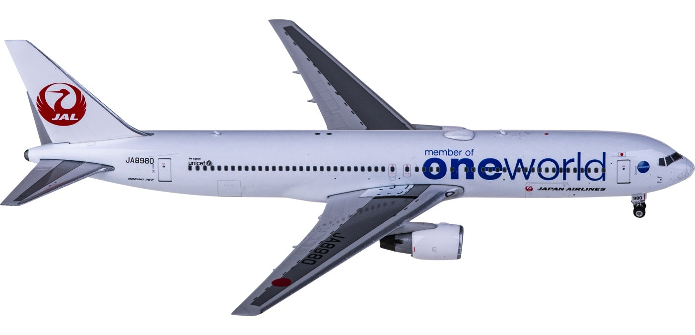 1:400 Phoenix PH04432 Japan Airlines Boeing 767-300 JA898 "ONE WORLD"+Free Tractor