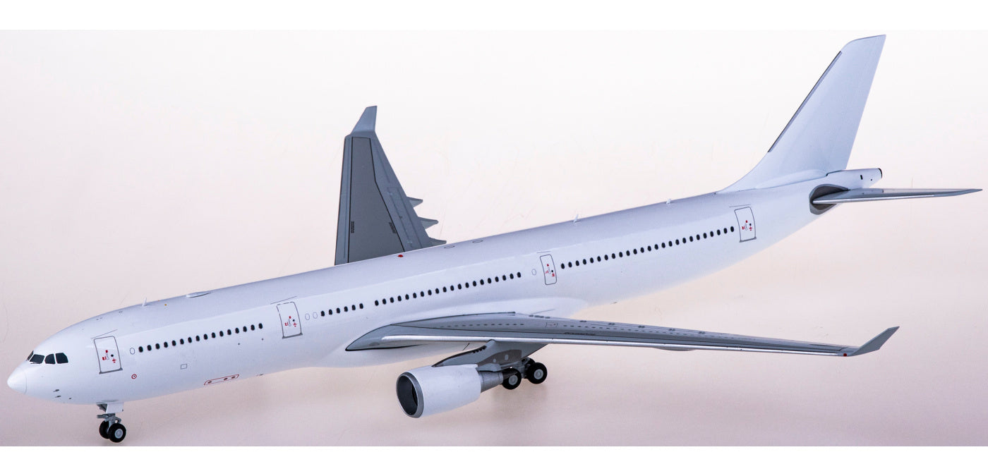 1:200 JC Wings BK1020 Airbus A330-300 Blank GE Engine