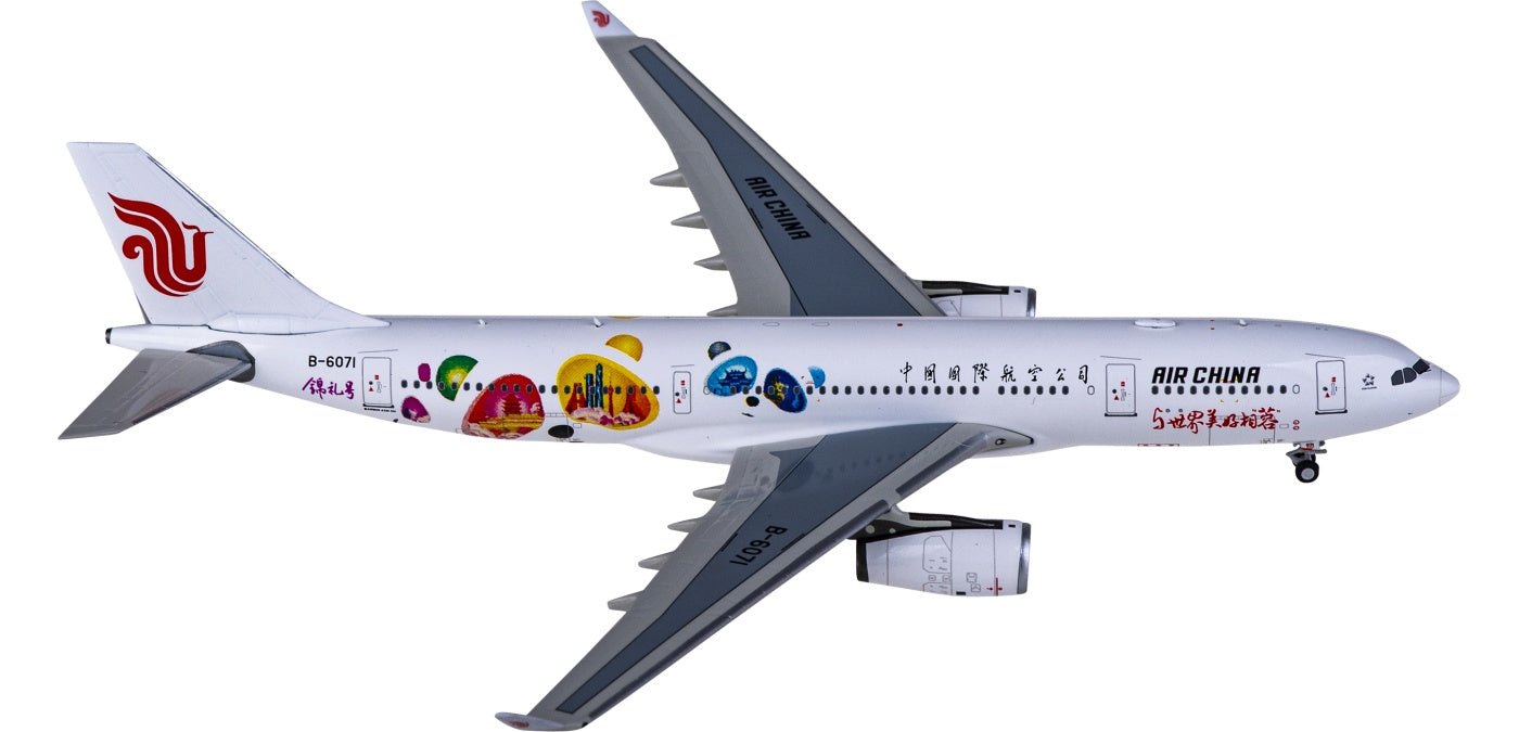 1:400 NG Models NG61041 Air China Airbus A330-200 B-6071+Free Tractor