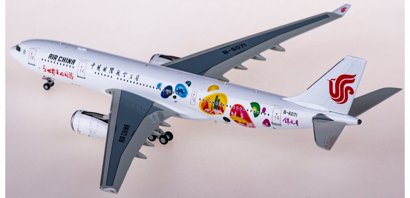1:400 NG Models NG61041 Air China Airbus A330-200 B-6071+Free Tractor