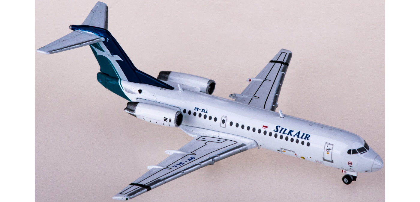 1:400 JC Wings EW4F70001 SilkAir Fokker 70 9V-SLL+Free Tractor