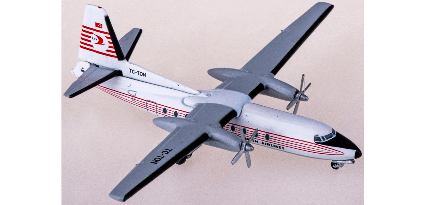 1:400 AeroClassics AC411037 Turkish Airlines Fokker F-27 TC-TON Aircraft Model+Free Tractor