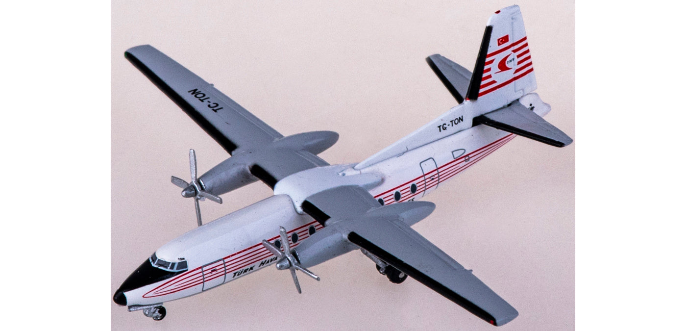 1:400 AeroClassics AC411037 Turkish Airlines Fokker F-27 TC-TON Aircraft Model+Free Tractor