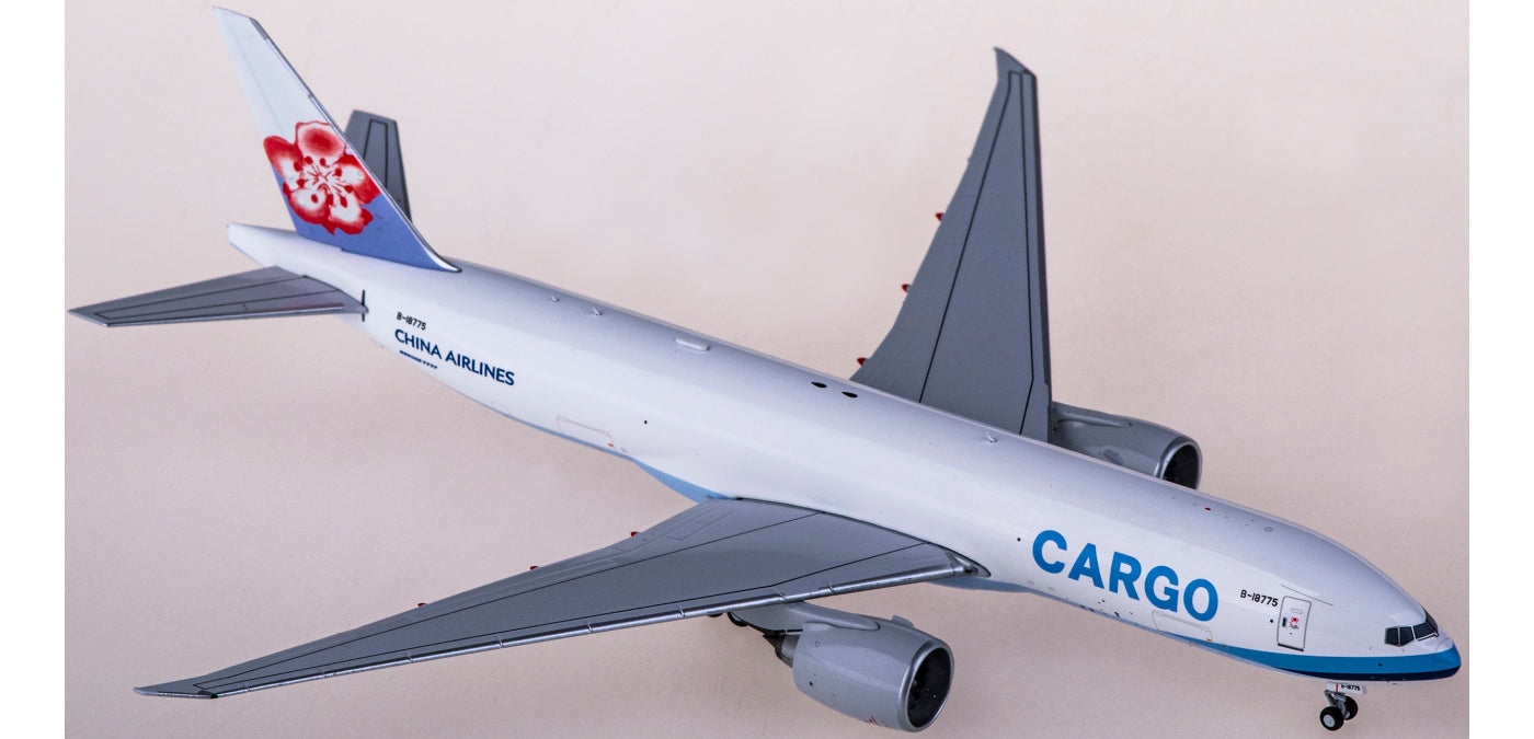 1:400 NG Models NG72010 China Airlines Cargo Boeing 777-200LRF B-18775+Free Tractor