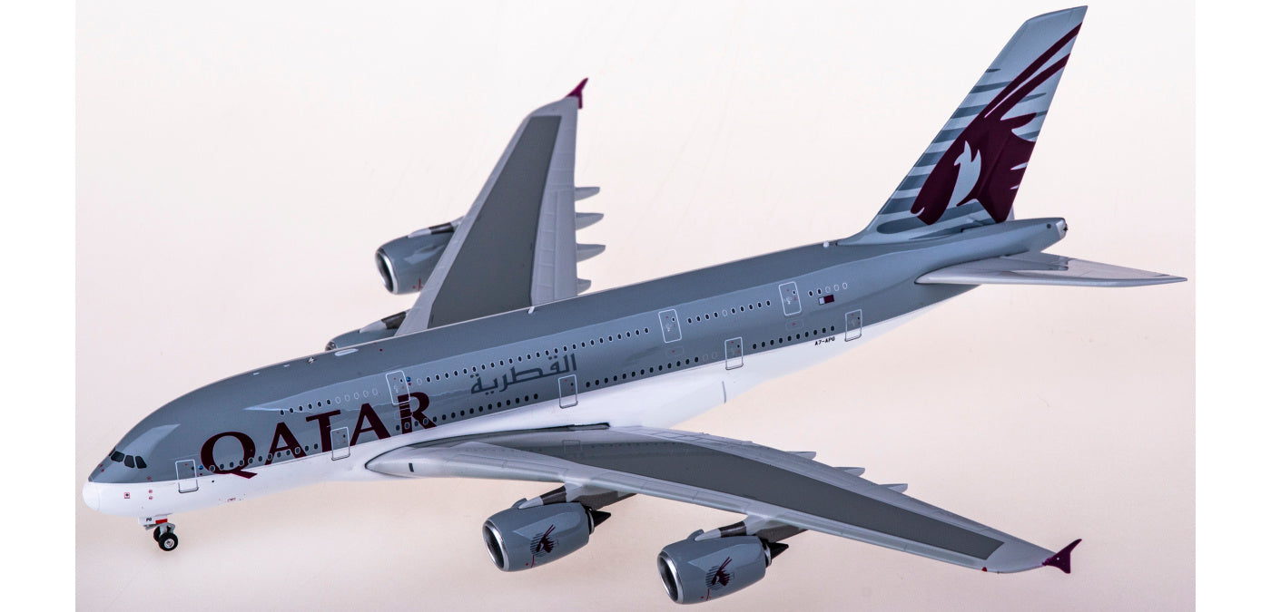 1:400 Phoenix PH11751 Qatar Airways Airbus A380 A7-APG+Free Tractor