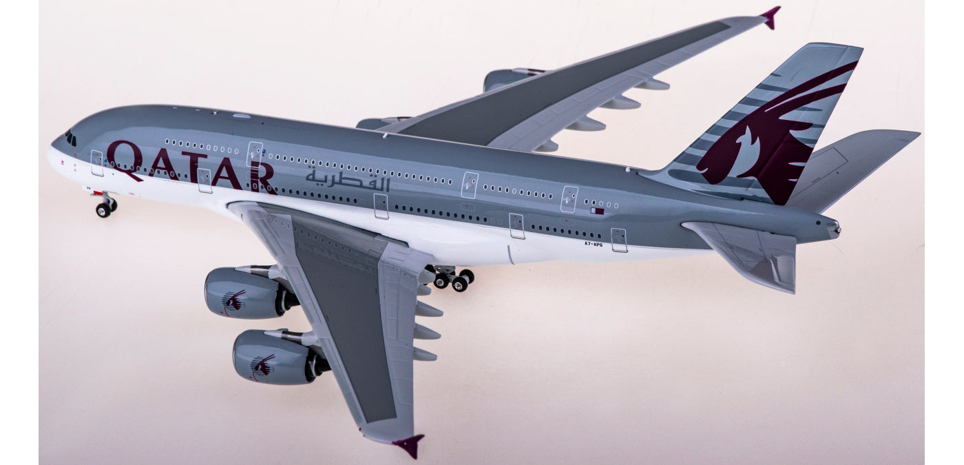 1:400 Phoenix PH11751 Qatar Airways Airbus A380 A7-APG+Free Tractor