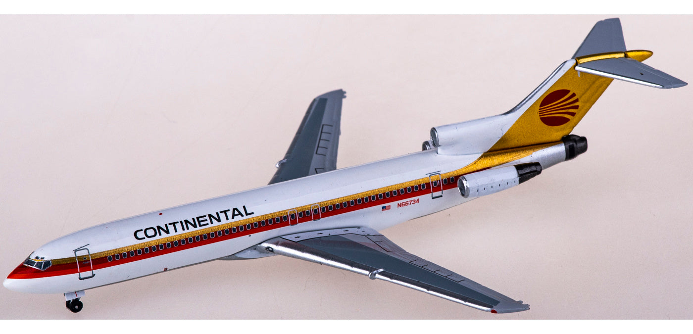 1:400 AeroClassics AC411106 Continental Airlines Boeing 727-200 N66734 Aircraft Model+Free Tractor