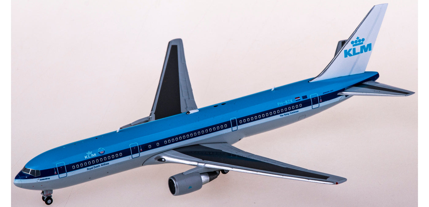 1:400 JC Wings XX4992 KLM Boeing 767-300ER PH-BZK Aircraft Model+Free Tractor