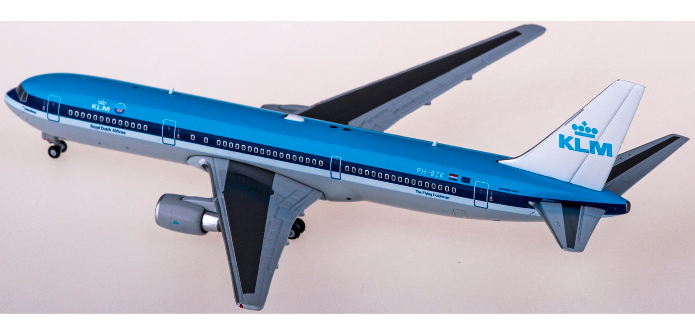 1:400 JC Wings XX4992 KLM Boeing 767-300ER PH-BZK Aircraft Model+Free Tractor