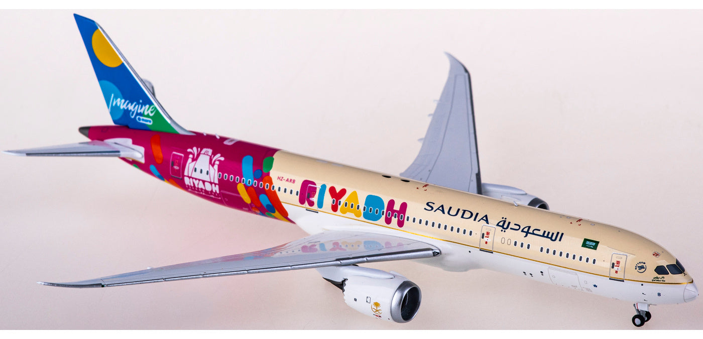 1:400 NG Models NG55081 Saudia Boeing 787-9 HZ-ARB+Free Tractor