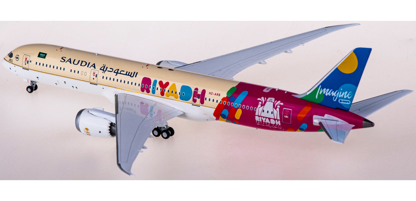 1:400 NG Models NG55081 Saudia Boeing 787-9 HZ-ARB+Free Tractor