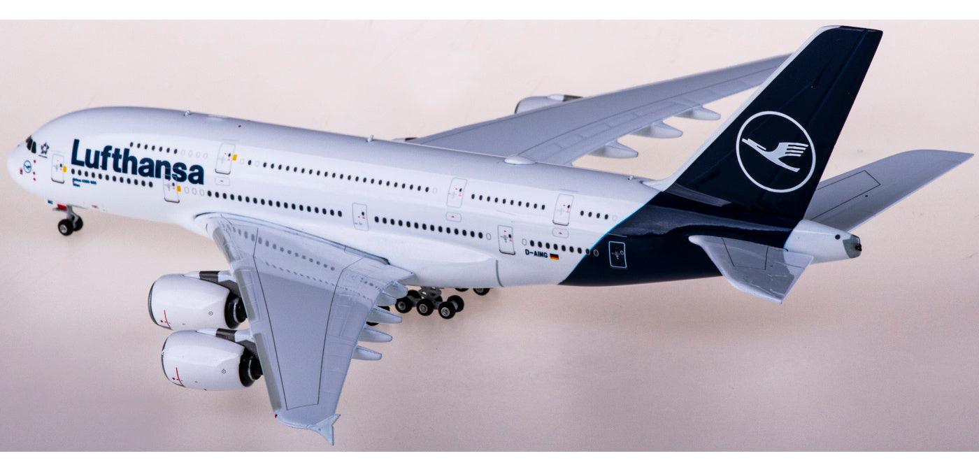 1:400 Phoenix PH04459 Lufthansa Airlines Airbus A380 D-AIMG+Free Tractor