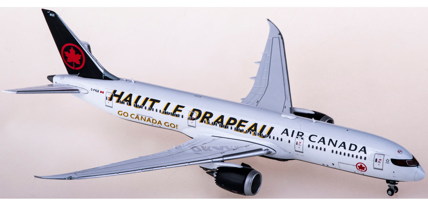 1:400 JC Wings EW4789013 Air Canada Boeing 787-9 C-FVLQ+Free Tractor