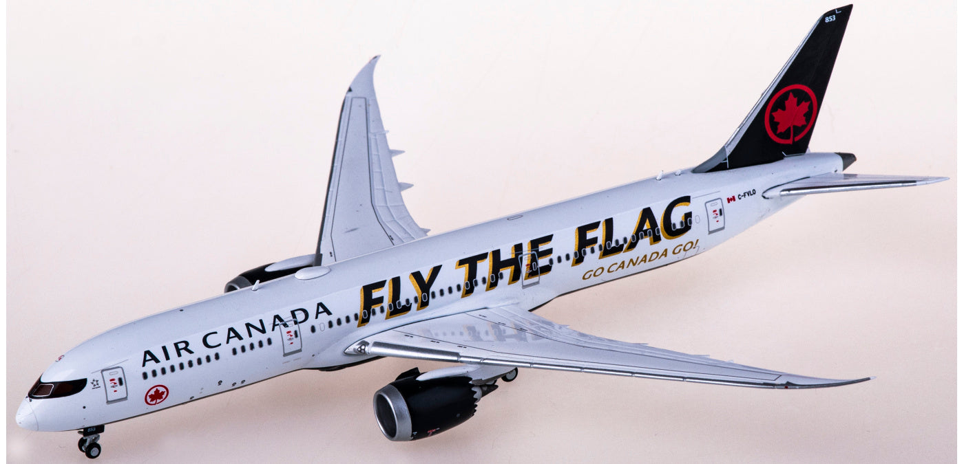 1:400 JC Wings EW4789013 Air Canada Boeing 787-9 C-FVLQ+Free Tractor