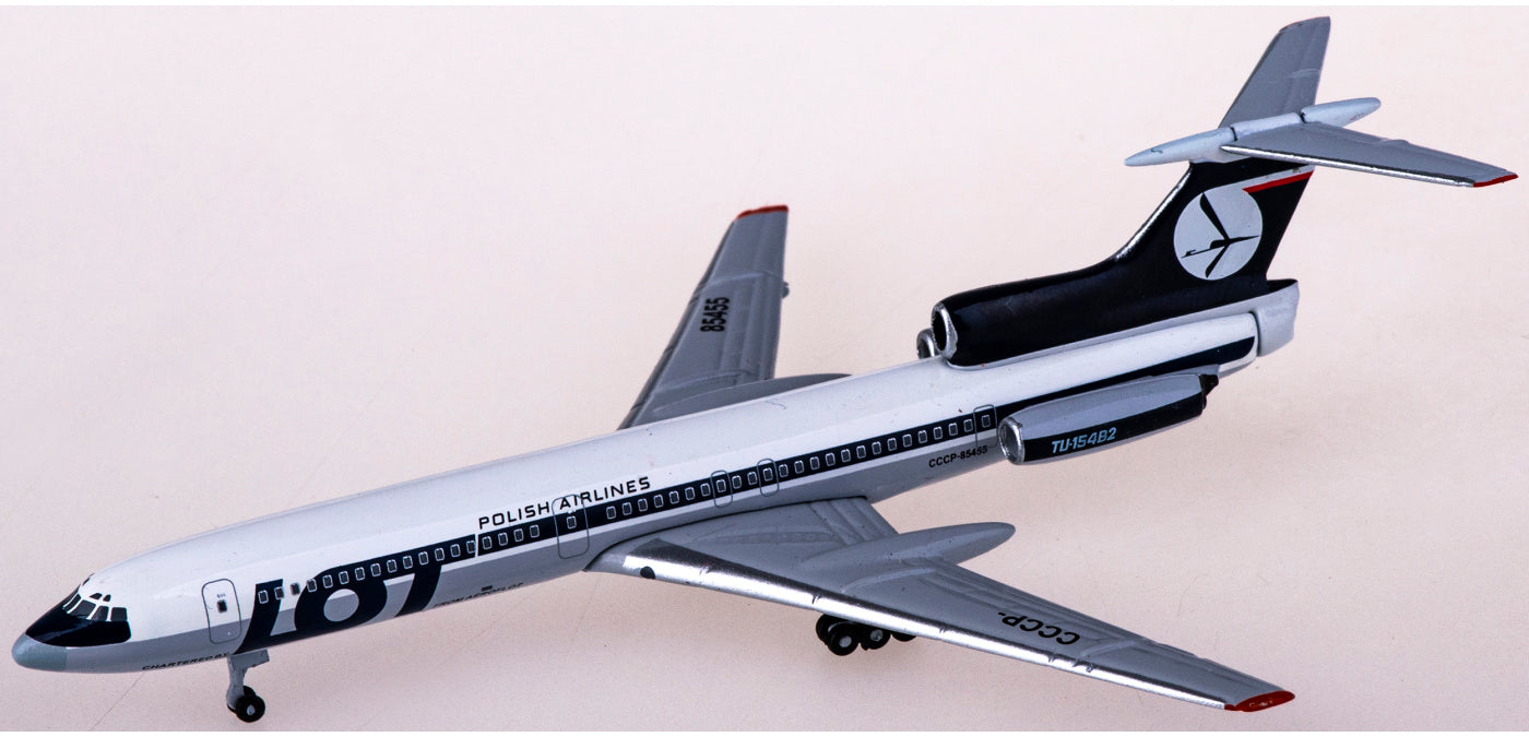 1:400 AeroClassics AC411190 LOT Tupolev Tu-154 CCCP-85455 Aircraft Model+Free Tractor