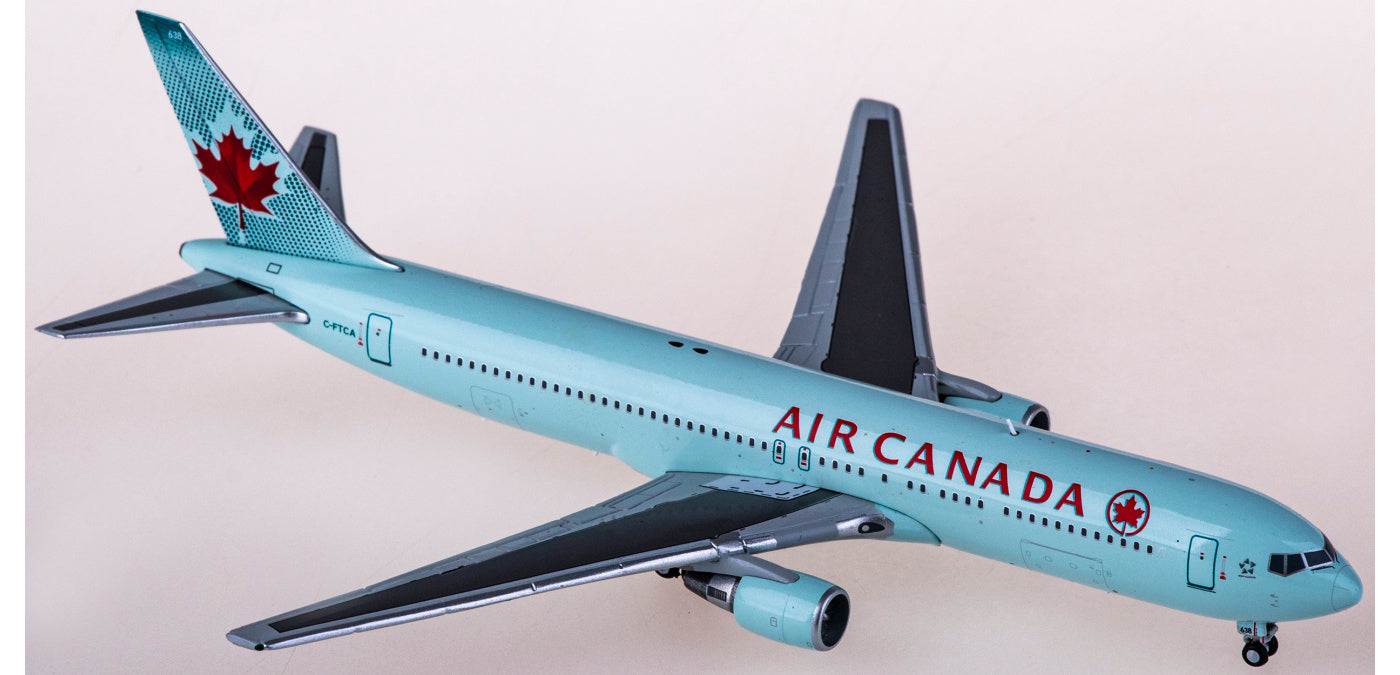 1:400 JC Wings XX4458 Air Canada Boeing 767-300ER C-FTCA+Free Tractor