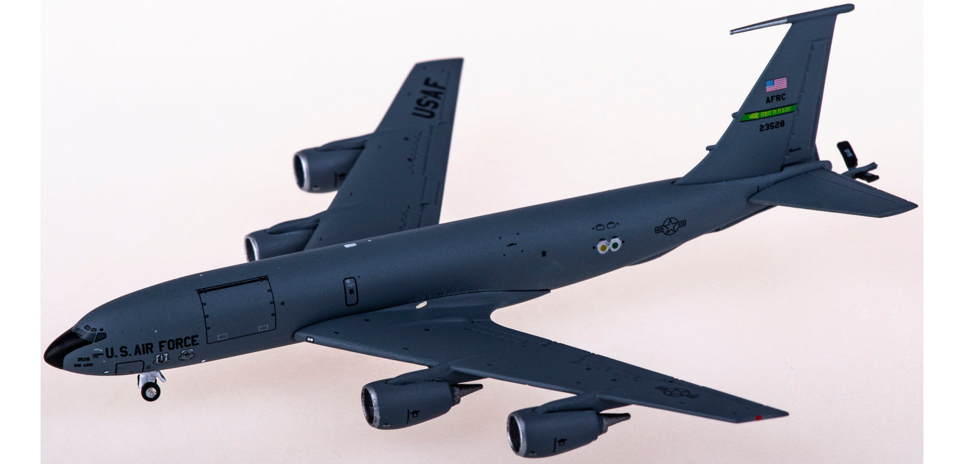 1:400 Geminijets GMUSA116 USAF Boeing KC-135R Stratotanker 62-3528