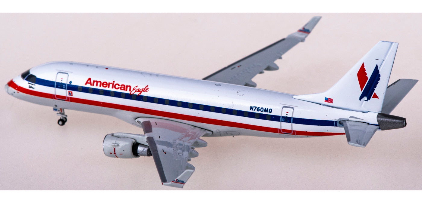 1:400 Geminijets GJAAL2056 American Airlines Embraer ERJ-170-1000STD N760MQ+Free Tractor