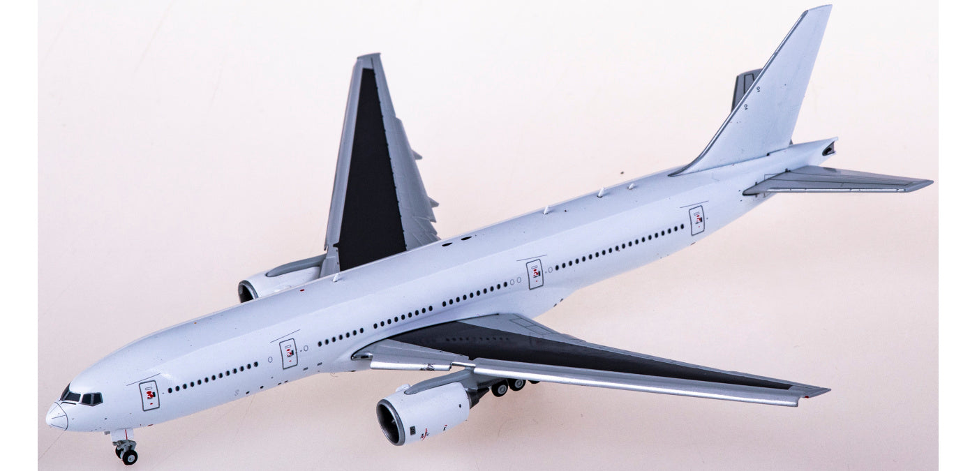 1:400 JC Wings BK2016A Boeing 777-200 "Flaps Down" Blank+Free Tractor