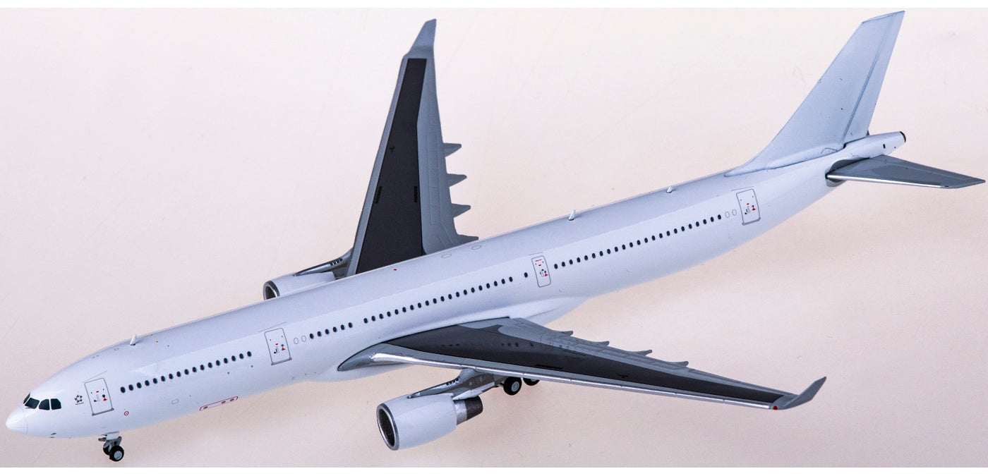 1:400 JC Wings BK2019 Airbus A330-300 PW Engine Blank+Free Tractor