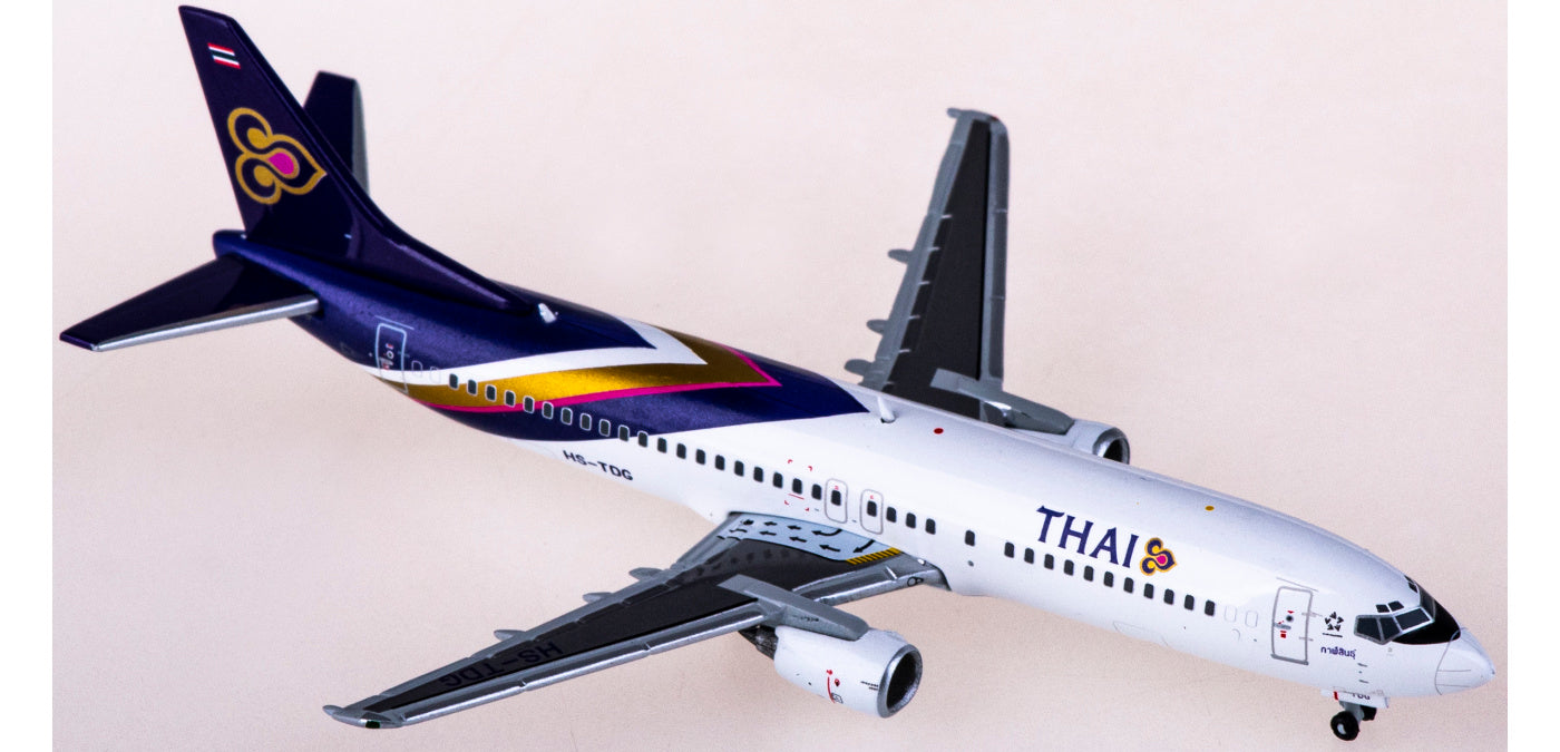 1:400 JC Wings XX4989 Thai Airways Boeing 737-400 HS-TDG+Free Tractor