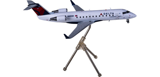 1:200 Geminijets G2DAL1074 Delta Air Lines Bombardier CRJ200LR N685BR