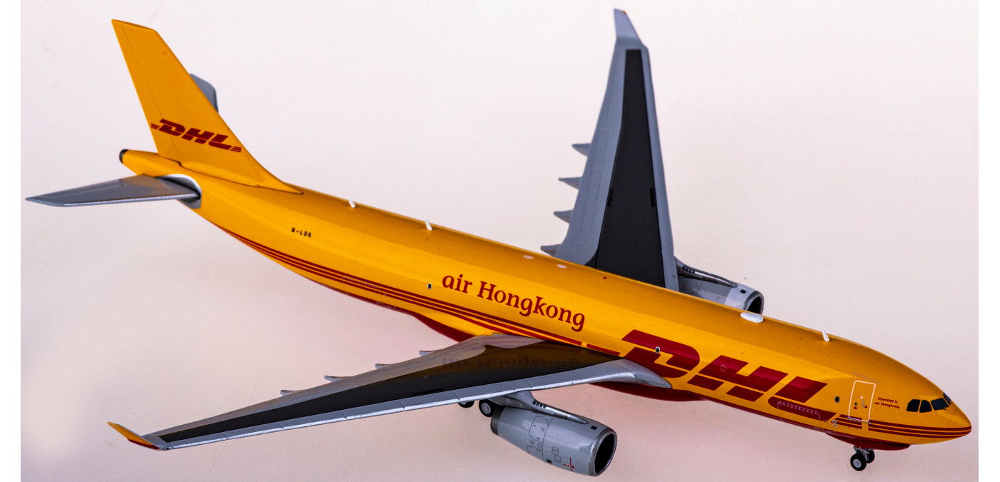 1:400 JC Wings XX4901 Air Hong Kong Airbus A330-200F B-LDS+Free Tractor