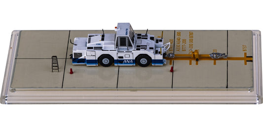 1:200 JC Wings GSE2WT500E06 ANA WT500E Airport Tractor turck