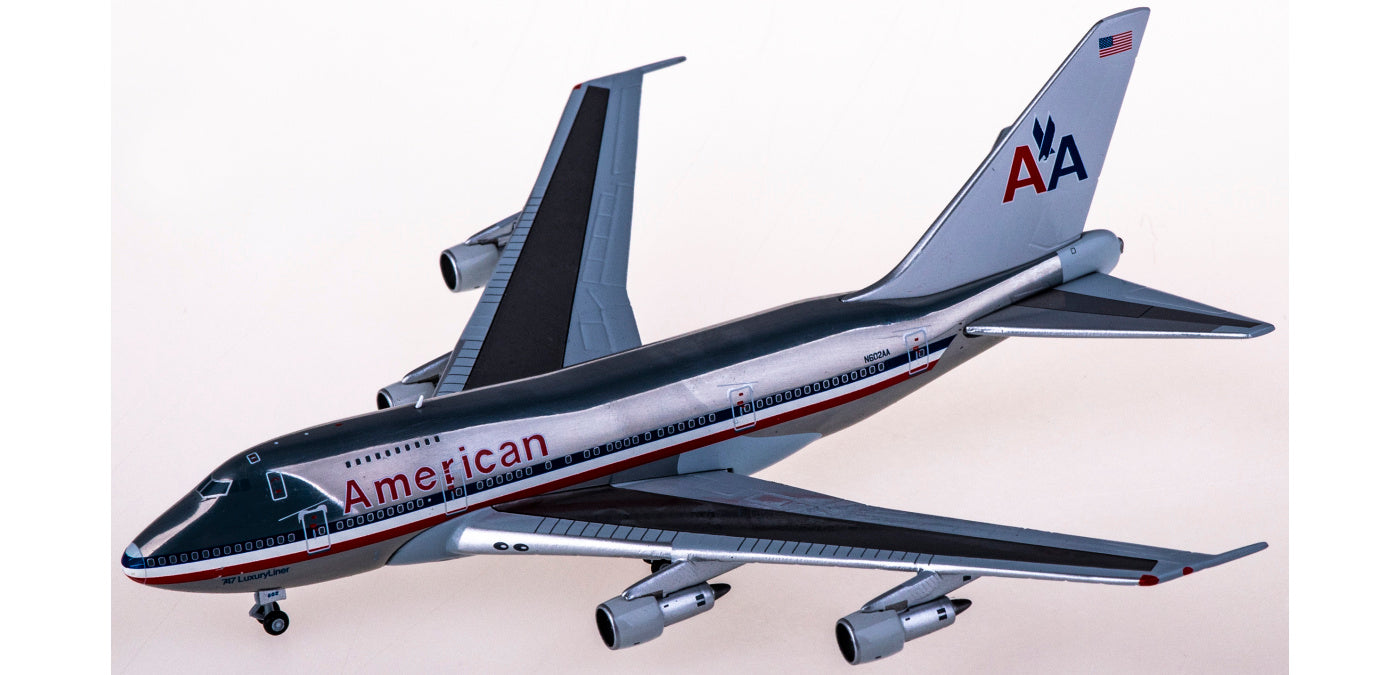 1:400 JC Wings XX4965 American Airlines Boeing 747SP N602AA Aircraft Model+Free Tractor