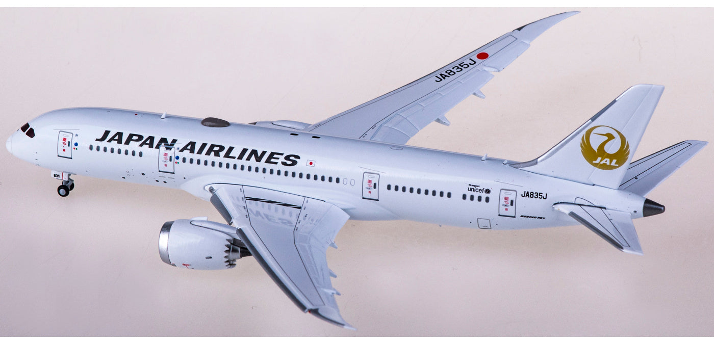 1:400 JC Wings SA4001 Japan Airlines Boeing 787-8 JA835J Aircraft Model+Free Tractor