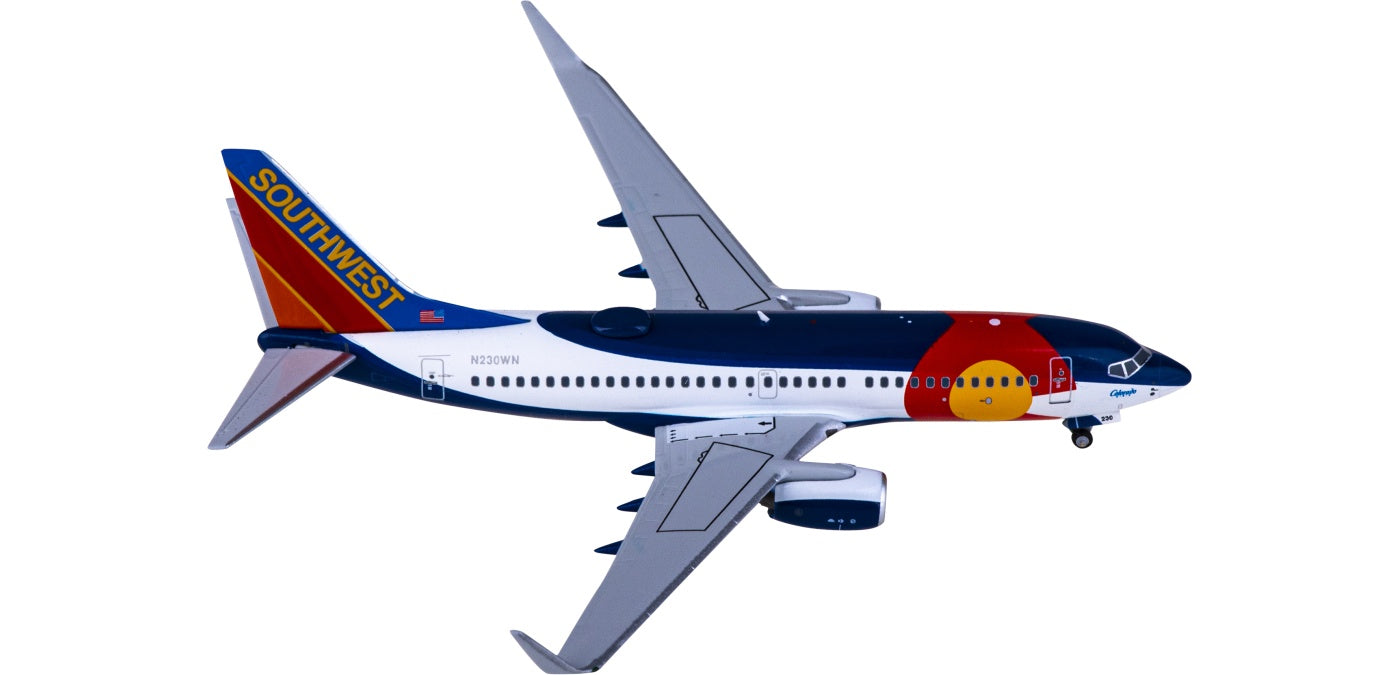 1:400 NG Models NG77020 Southwest Airlines Boeing 737-700 N230WN+Free Tractor