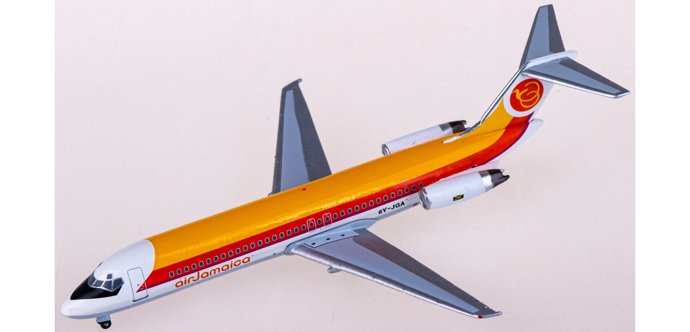 1:400 AeroClassics AC411137 Air Jamaica McDonnell Douglas DC-9-32 6Y-JGA Aircraft Model+Free Tractor