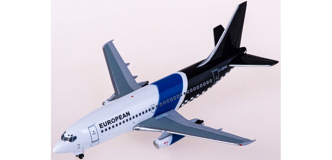 1:400 AeroClassics AC411132 European Air Charter Boeing 737-200 G-CEAE Aircraft Model+Free Tractor