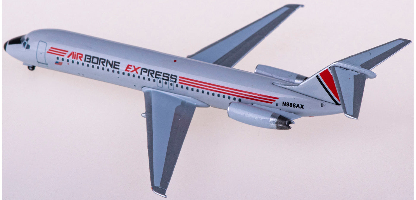 1:400 AeroClassics AC411136 Airborne Express McDonnell Douglas DC-9-32 N988AX Aircraft Model+Free Tractor